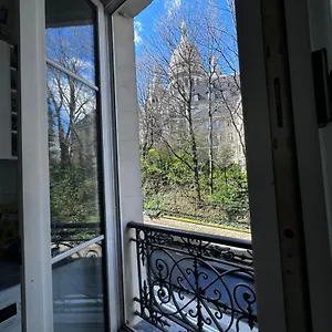 Spacieux à 50m Du Sacre Coeur - Magnifique Vue Appartement Paris